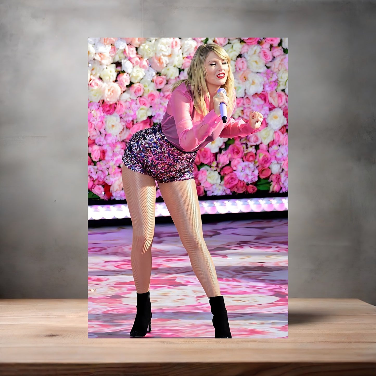 Taylor Swift aluminum poster. Multiple sizes available. Beautiful, sexy v11