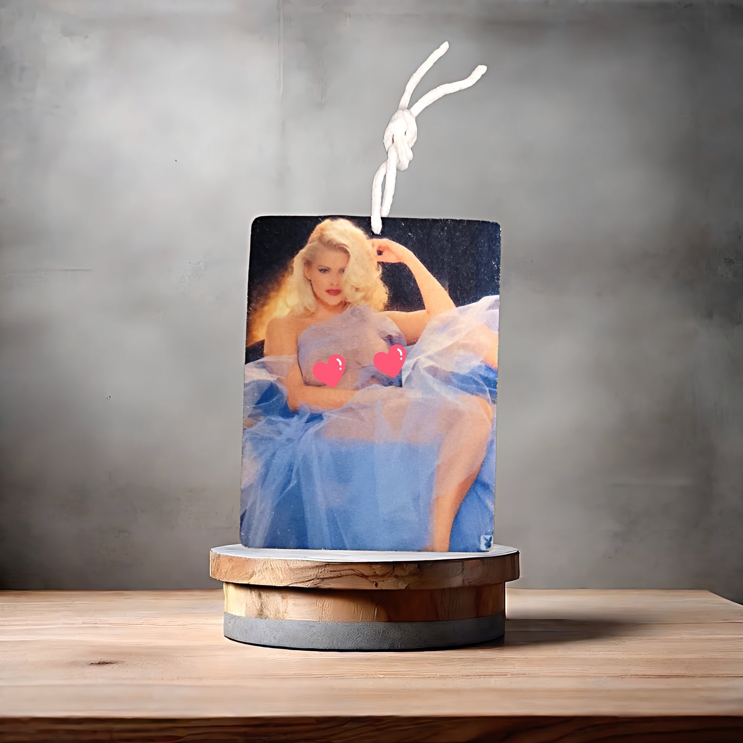 Anna Nicole Smith naked photo on car air freshener. Many scents to choose from V3