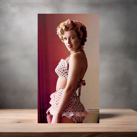 Marilyn Monroe poster on aluminum print. Multiple sizes available. v3