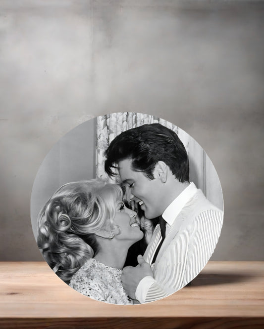 Elvis Presley Christmas ornament , 3" round ceramic. v5