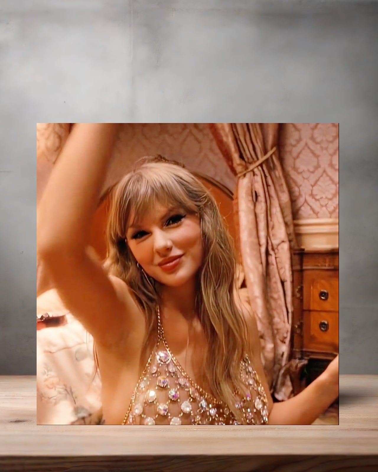 Taylor Swift metal posters. Multiple sizes and photos