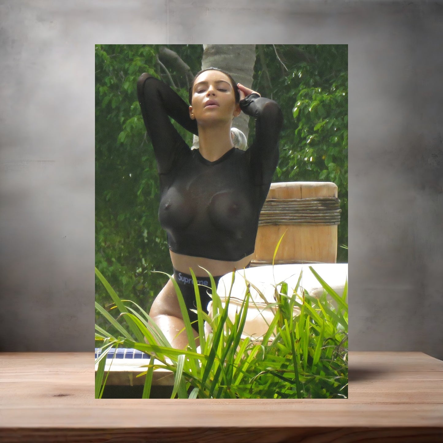 Kim Kardashian metal poster. Multiple sizes available. Beautiful and sexy A8