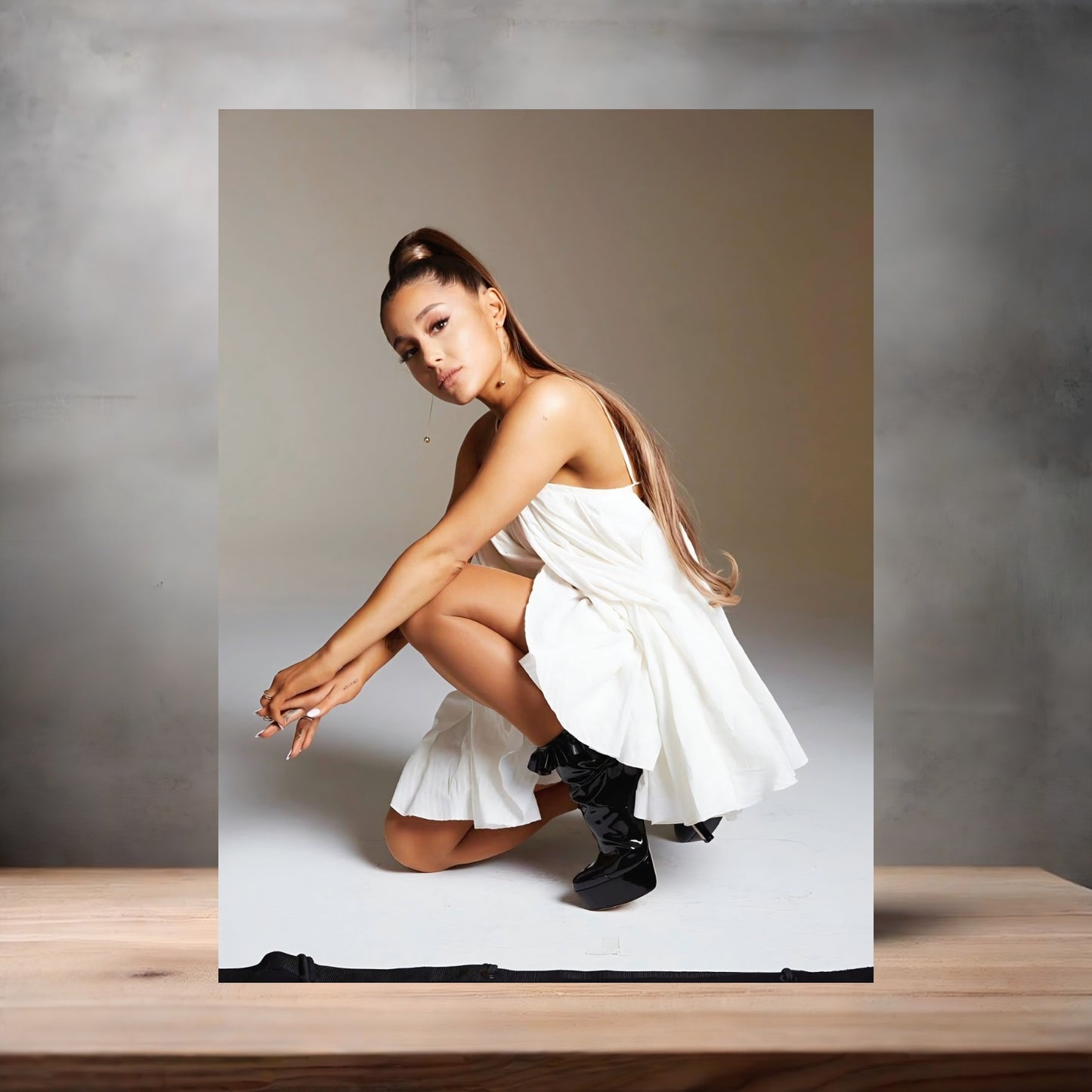 Ariana Grande custom poster, metal print or keychain. A9