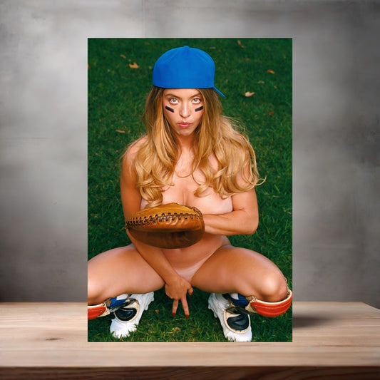 Sexy Sydney Sweeney metal poster. Multiple sizes available. Hot and sexy A5