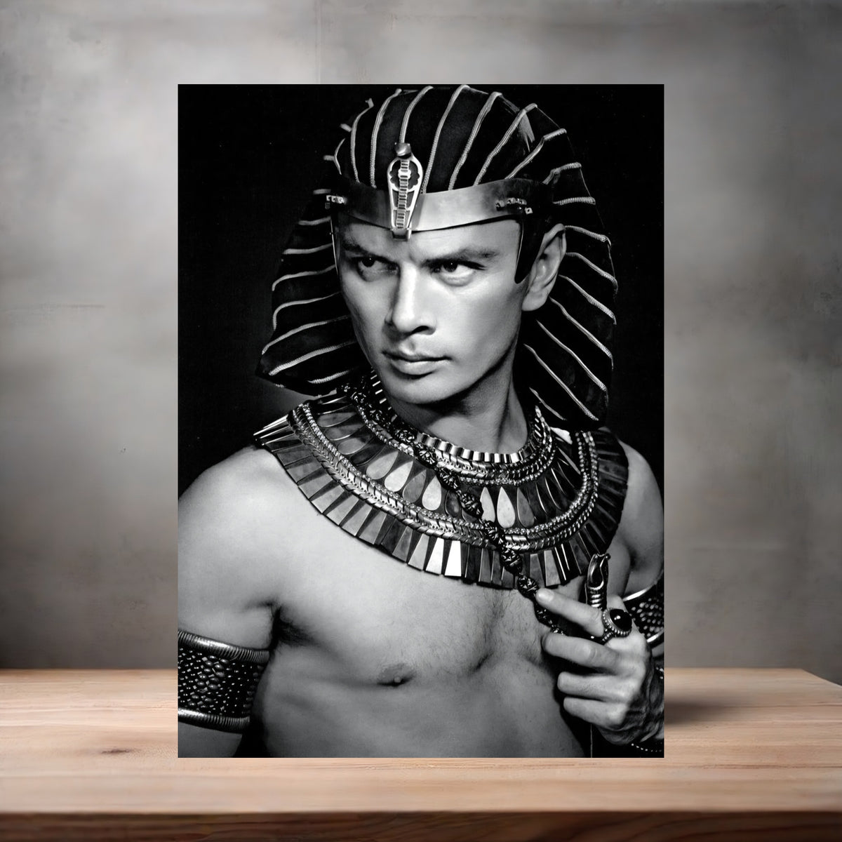 Yousuf Karsh 8.5" x 11" art print set of 2, glossy and matte. Yul Brynner