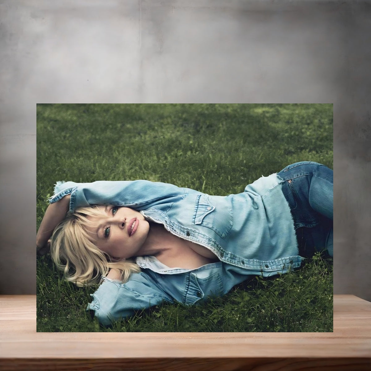 Annie Leibovitz 8.5" x 11" art print set of 2, glossy and matte. Dolly Parton v3