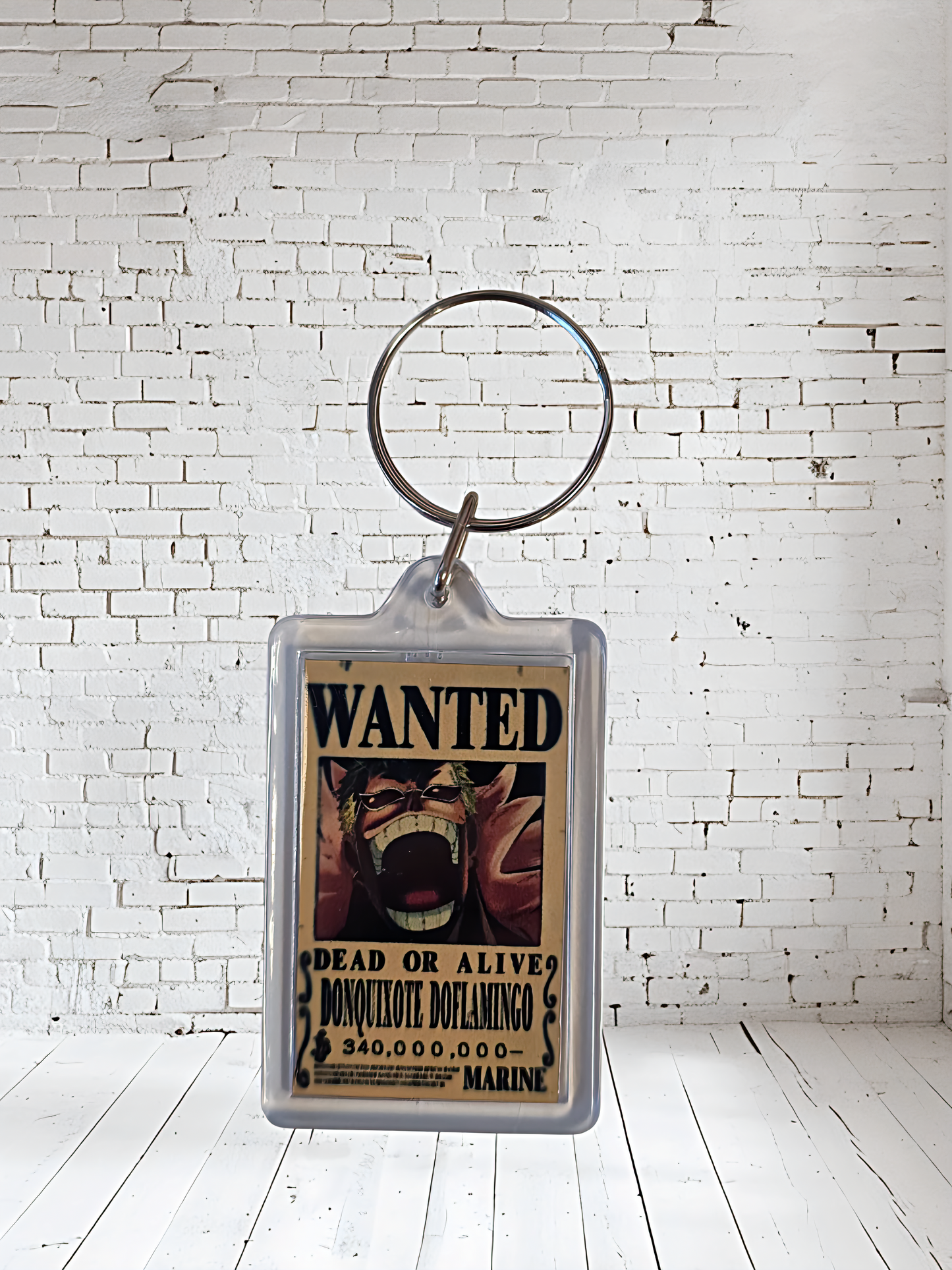 One Piece Anime series keychain with metal prints. Plenty to choose from, Monkey D Luffy and many more