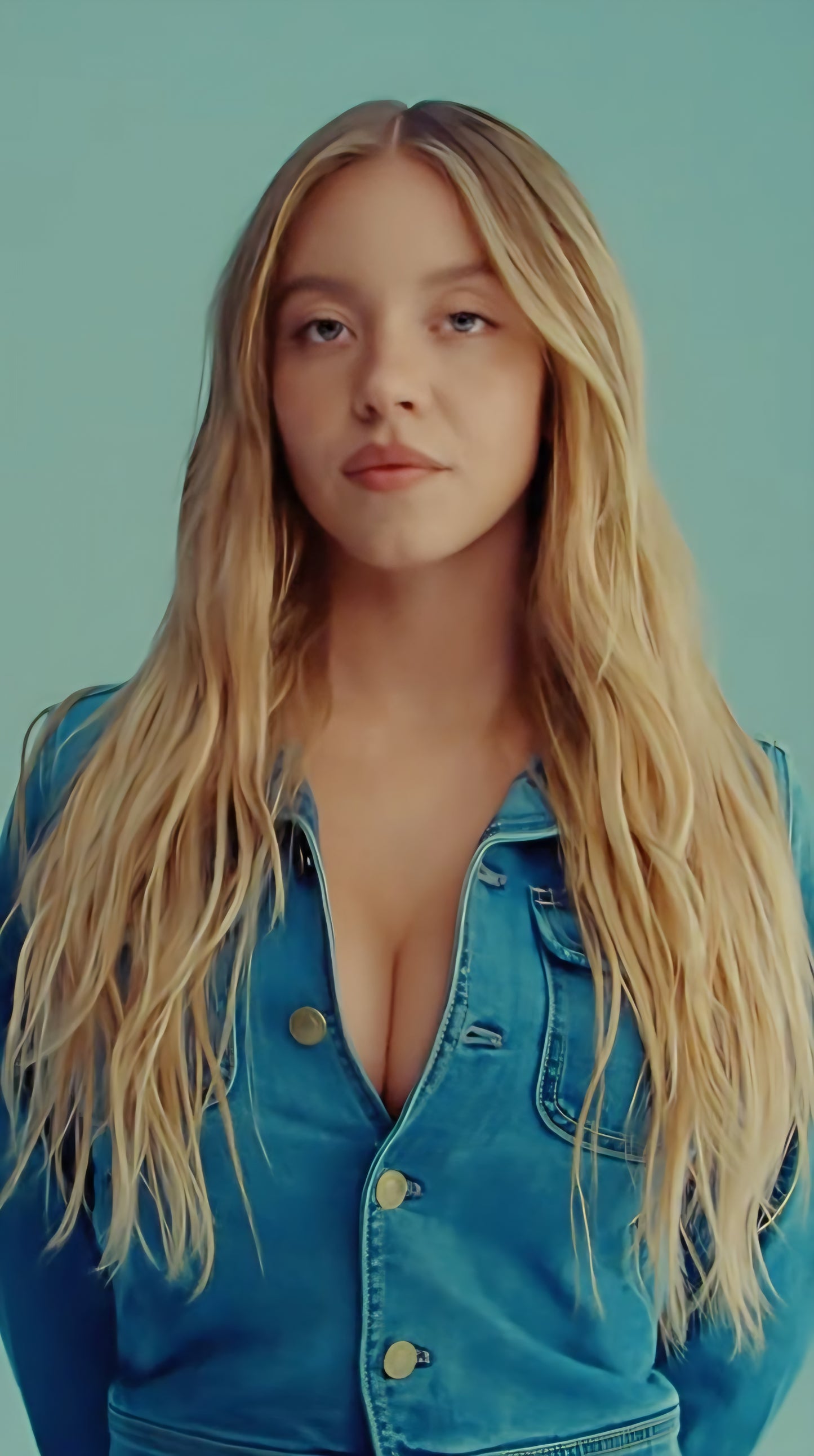 Sydney Sweeney 13" x 19" poster. Matte or Glossy, A1