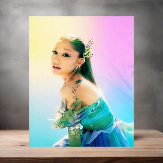 Ariana Grande custom poster, metal print or keychain. D1
