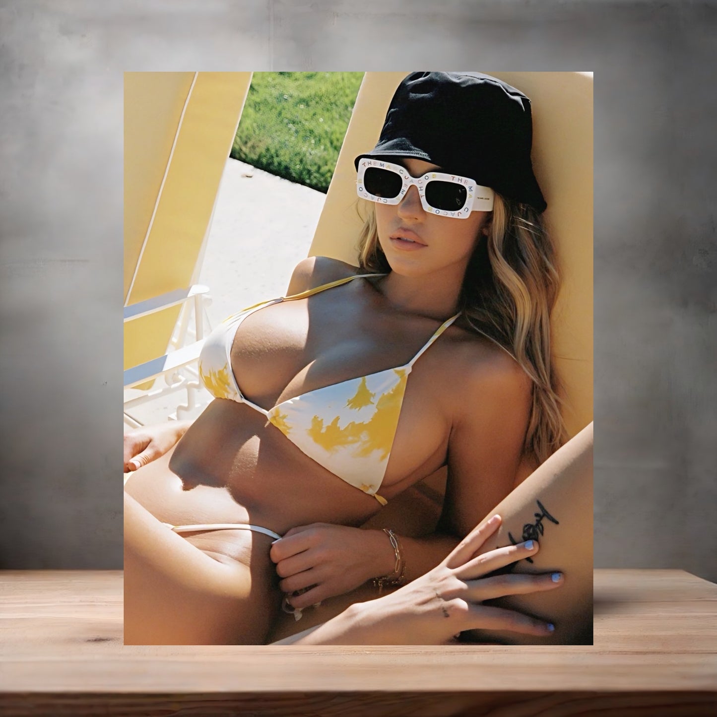 Sexy Sydney Sweeney metal poster. Multiple sizes available. Hot I3